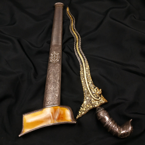 Keris Bugis Naga Raja Kinatah Emas