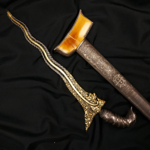 Keris Bugis Naga Raja Kinatah Emas