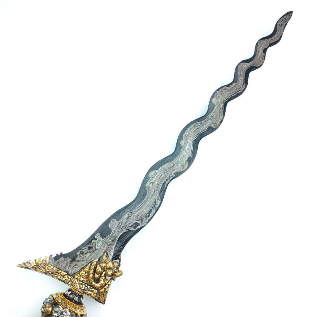Keris Naga Siluman Kinatah Pamor Segoro Muncar Garap Istimewa