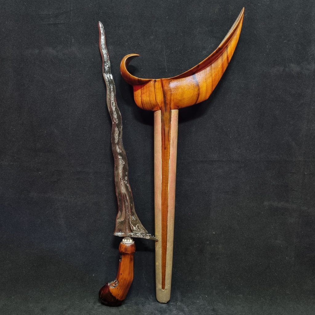 Keris Bandotan Luk 11 Sepuh