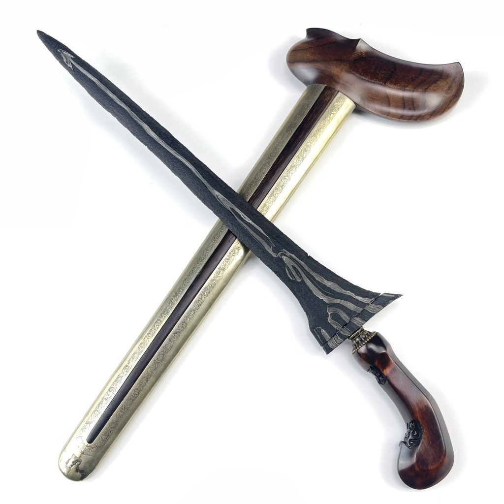 Keris Brojol Pamor Satrio Pinayungan Madura Sepuh