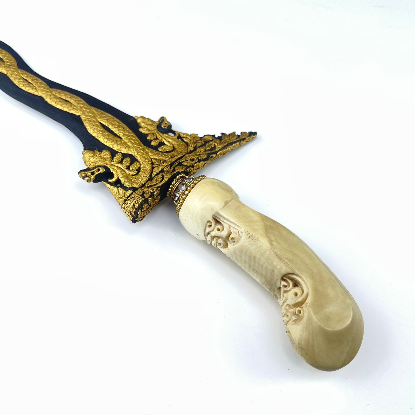 Keris Naga Temanten Tinatah Emas Tangguh Cirebon Sepuh