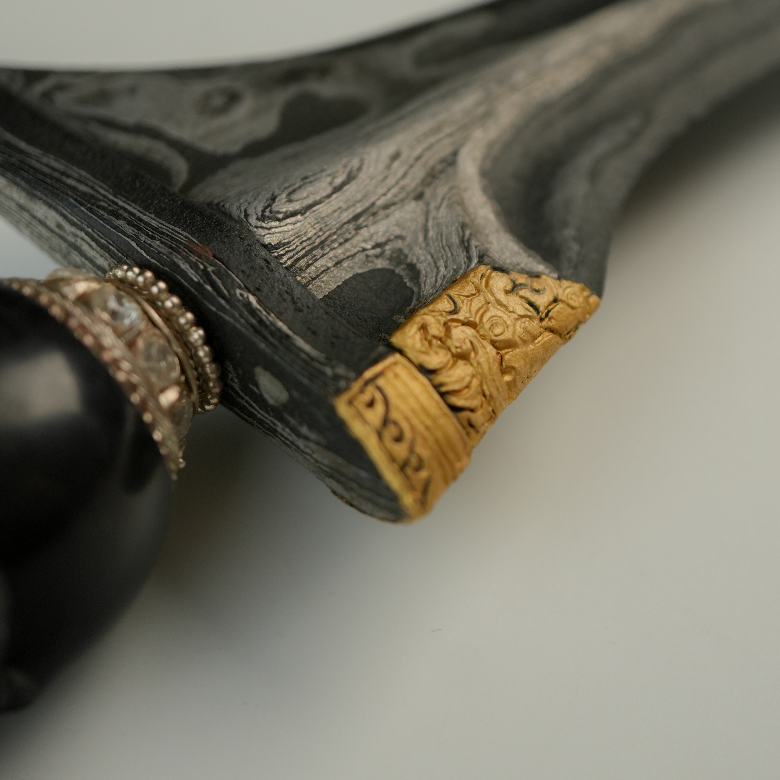 Keris Makoro Kinatah Emas Pamor Wiji Timun