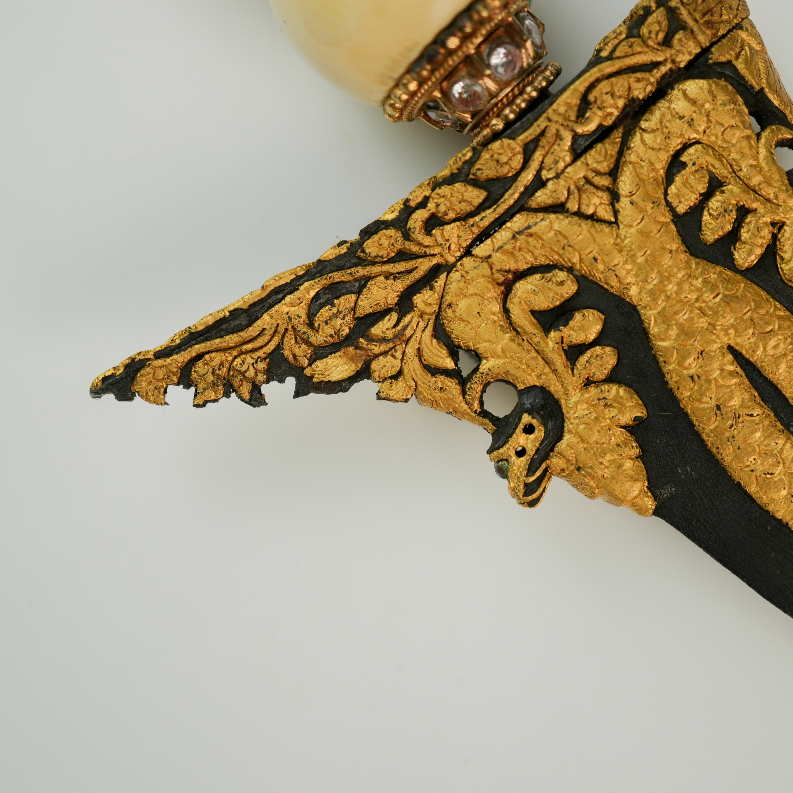 Keris Naga Penganten Kinatah Emas