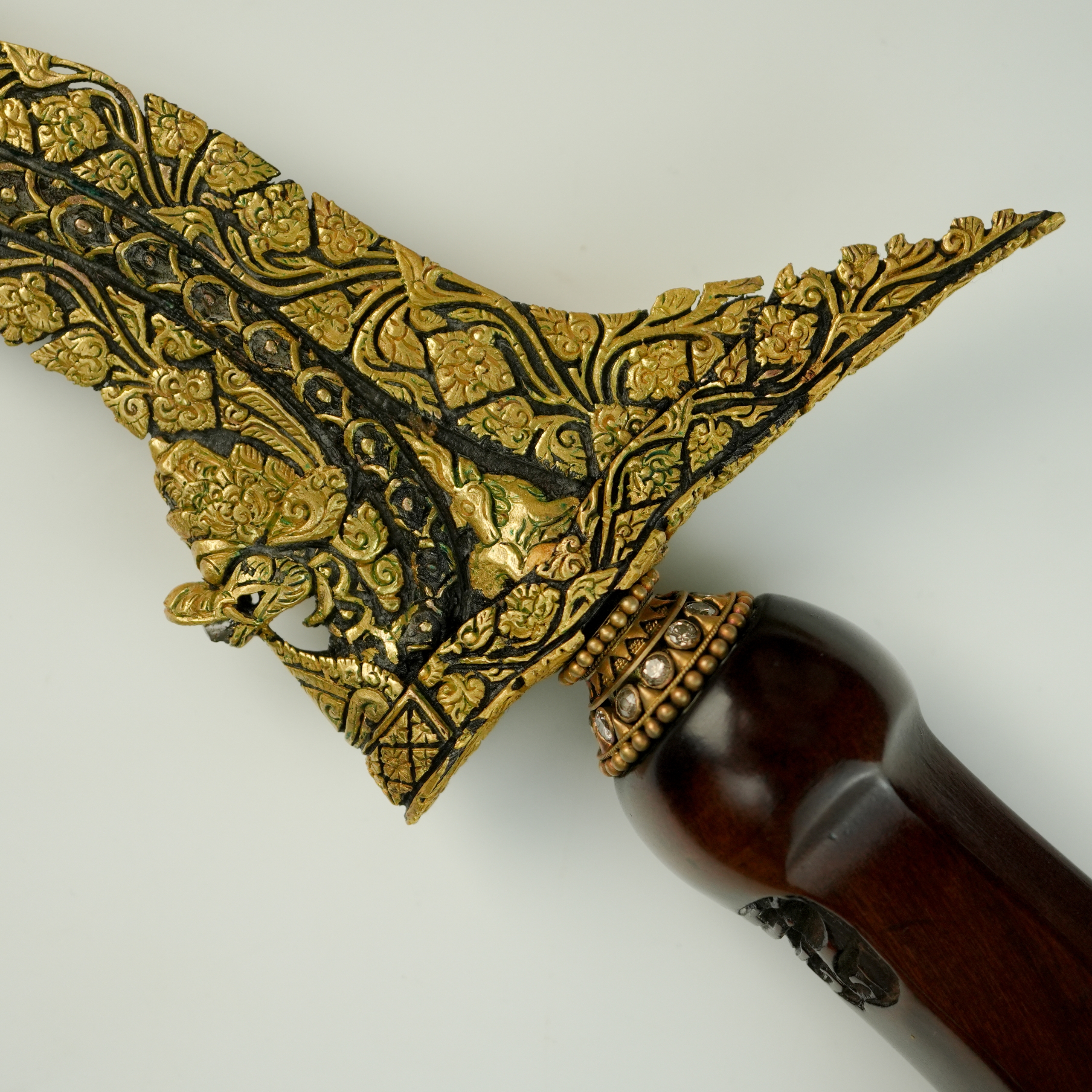 Keris Nagasasra Kinatah Emas Kamarogan