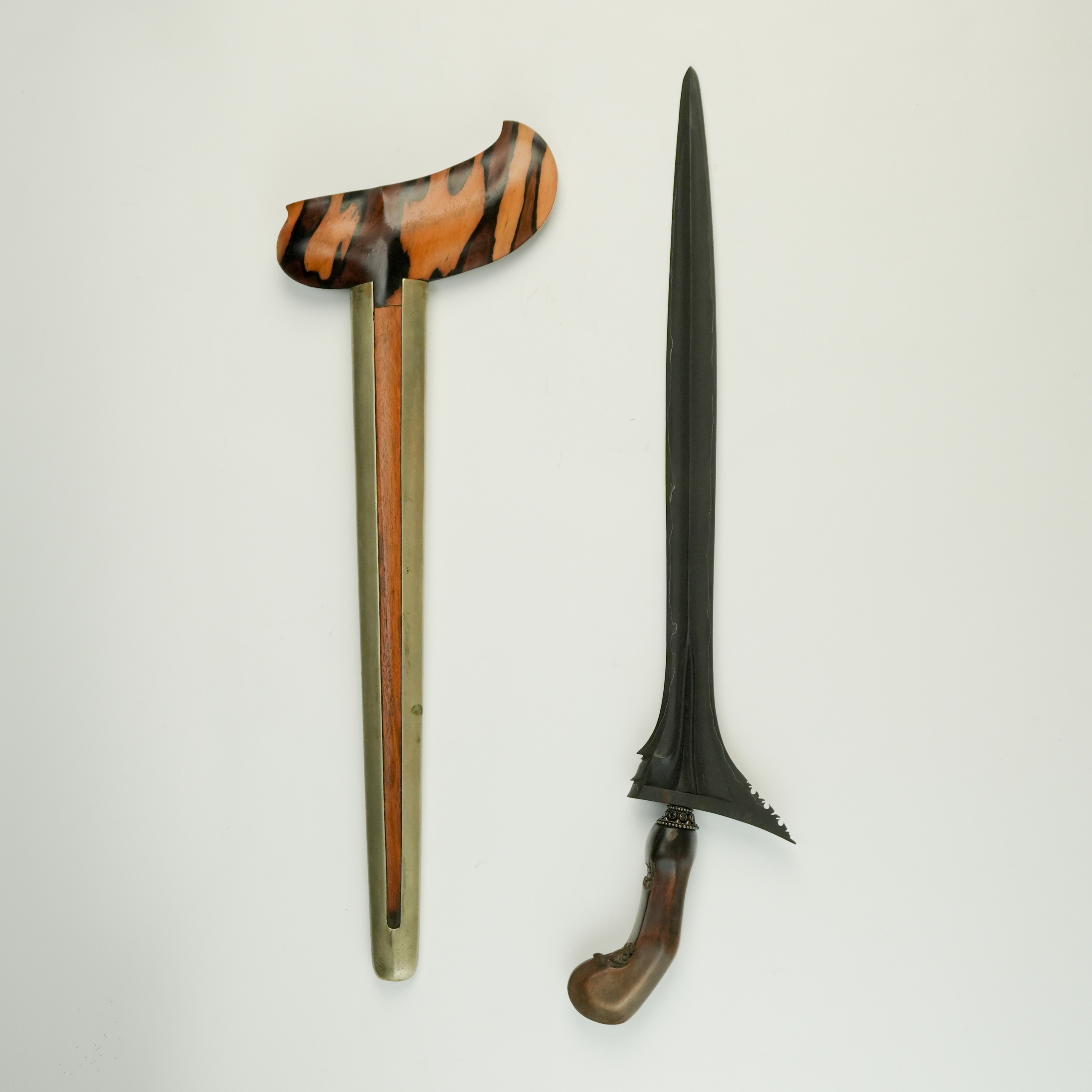 Keris Pasopati Pamor Wengkon Besi Hurap