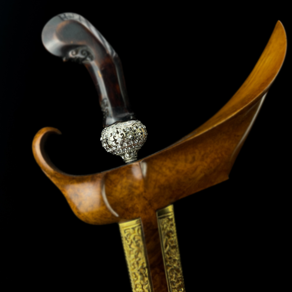 Selut Mendak Keris Model Kendhit Warna Perak