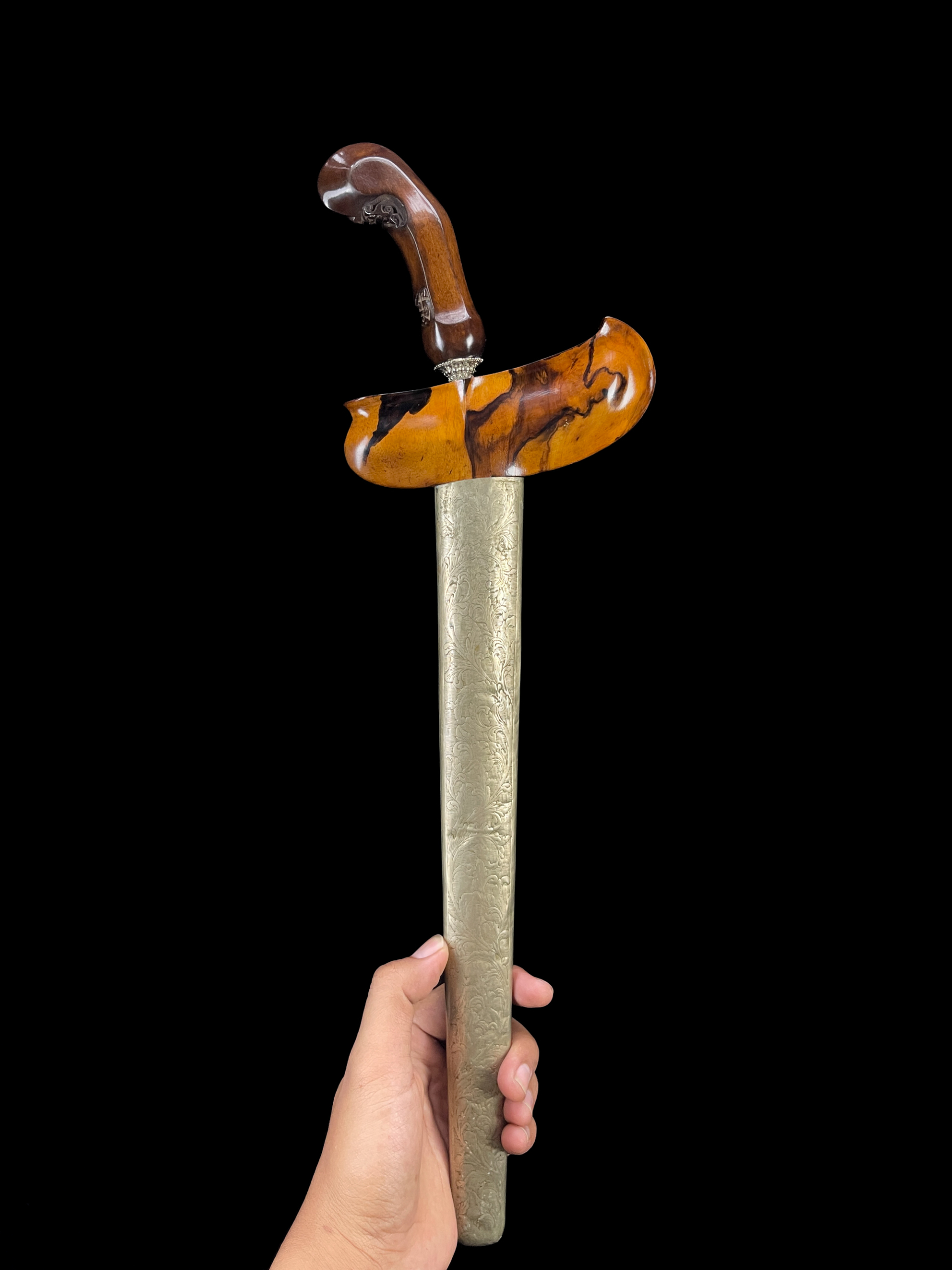 Keris Brojol Pamor Banyu Mili Sepuh