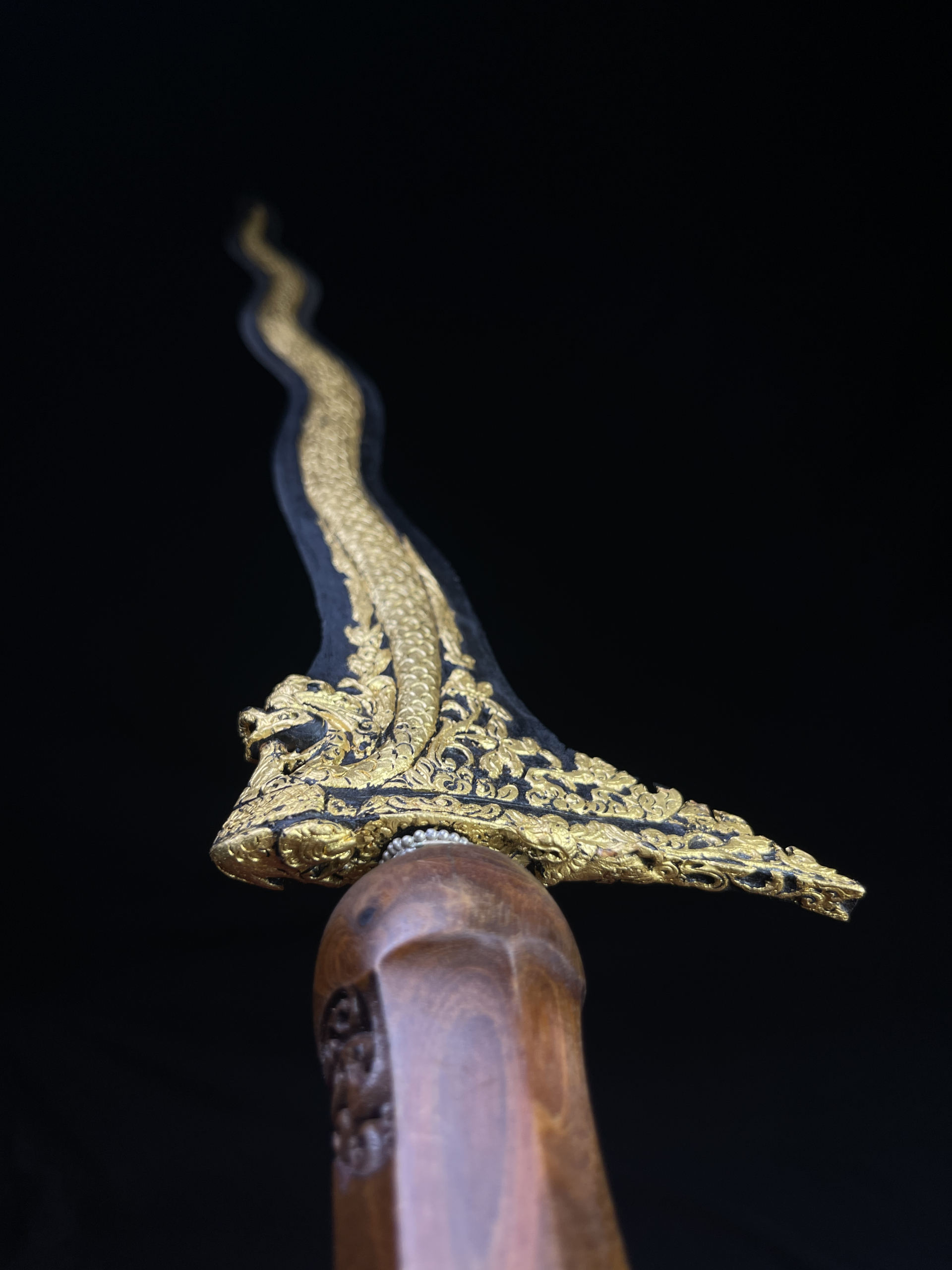 Keris Naga Sapta Tinatah Emas Asli