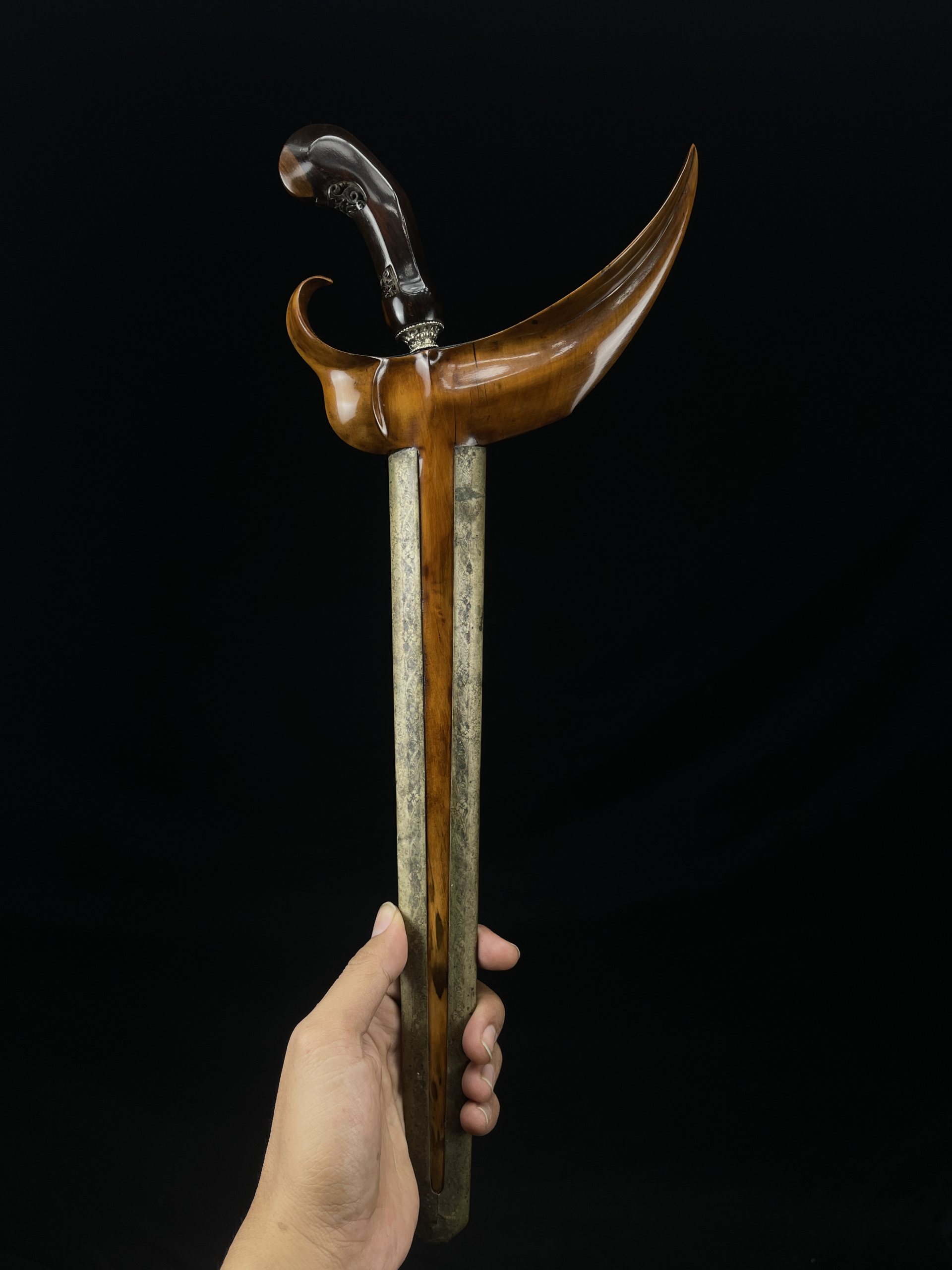 Keris Tilam Upih Pamor Rojo Gundolo