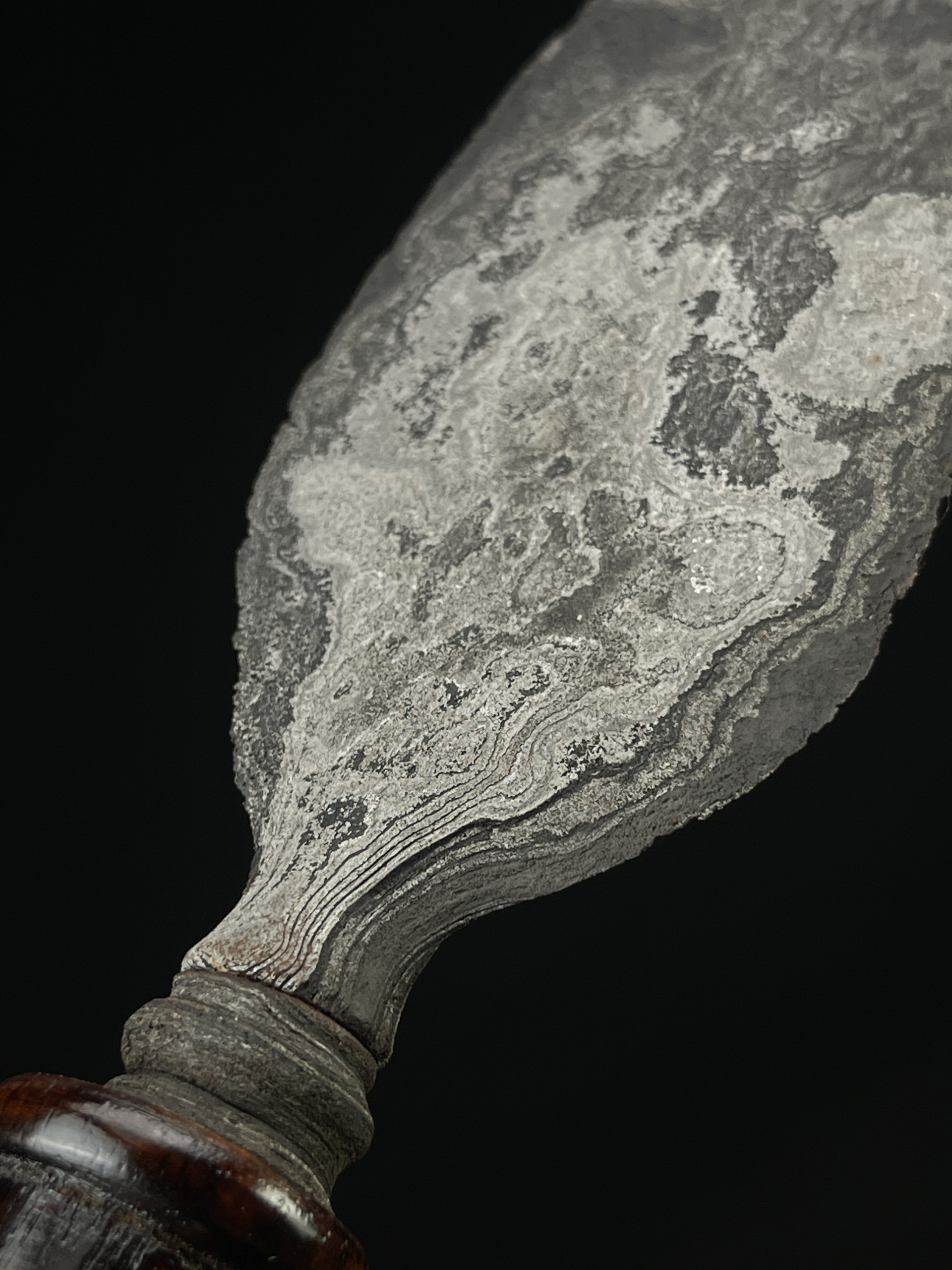 Tombak Sigar Jantung Pamor Tunggak Semi