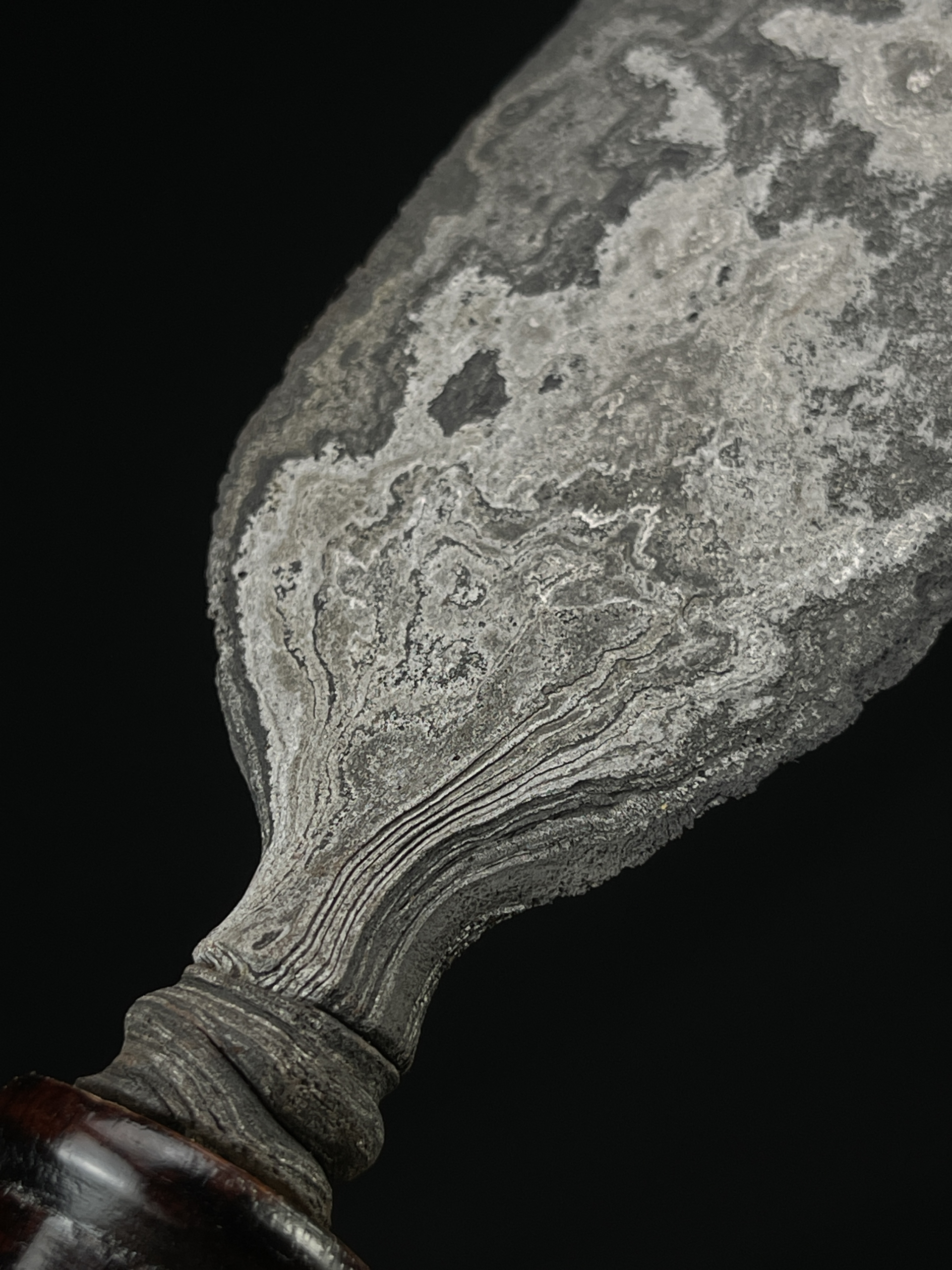 Tombak Sigar Jantung Pamor Tunggak Semi