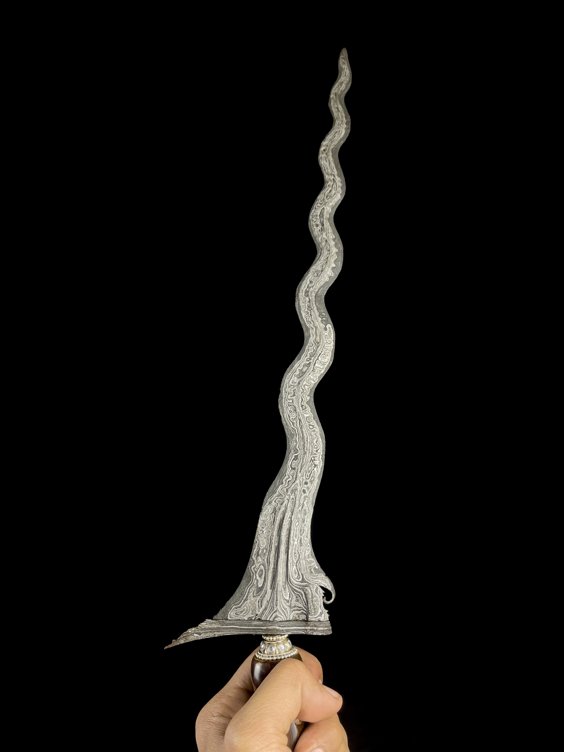 Keris Parungsari Pamor Untu Walang