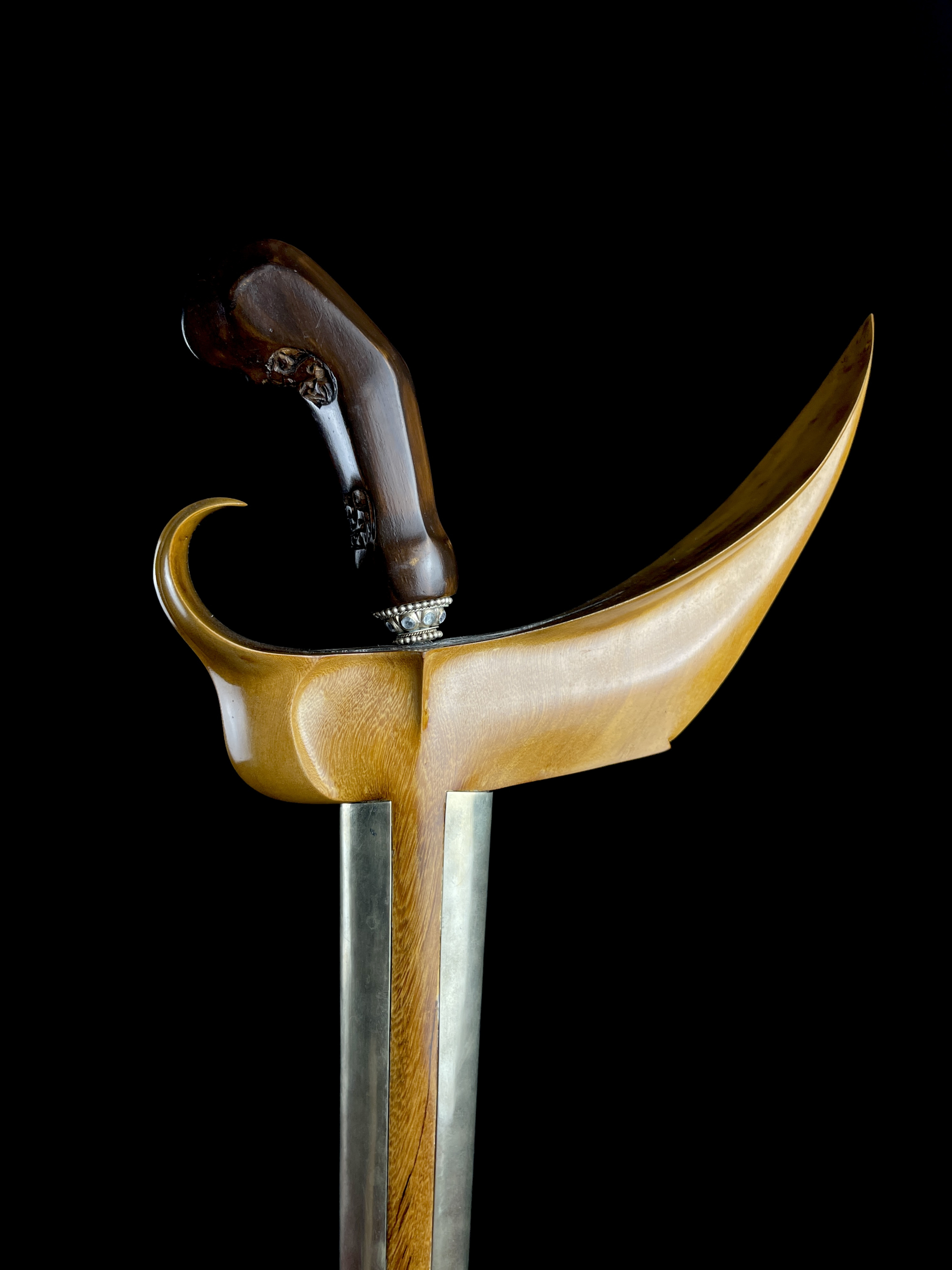 Keris Parungsari Pamor Untu Walang