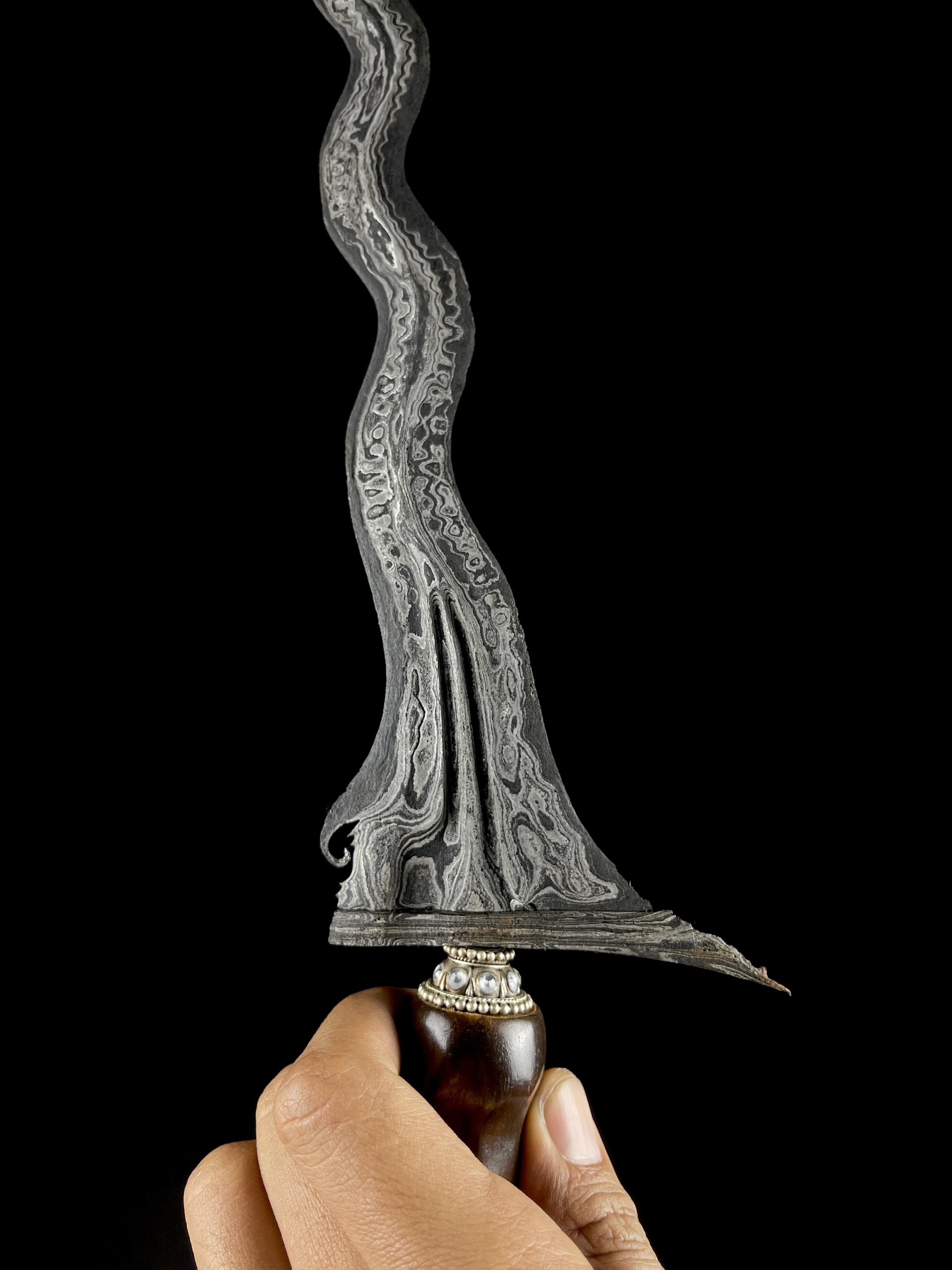 Keris Parungsari Pamor Untu Walang