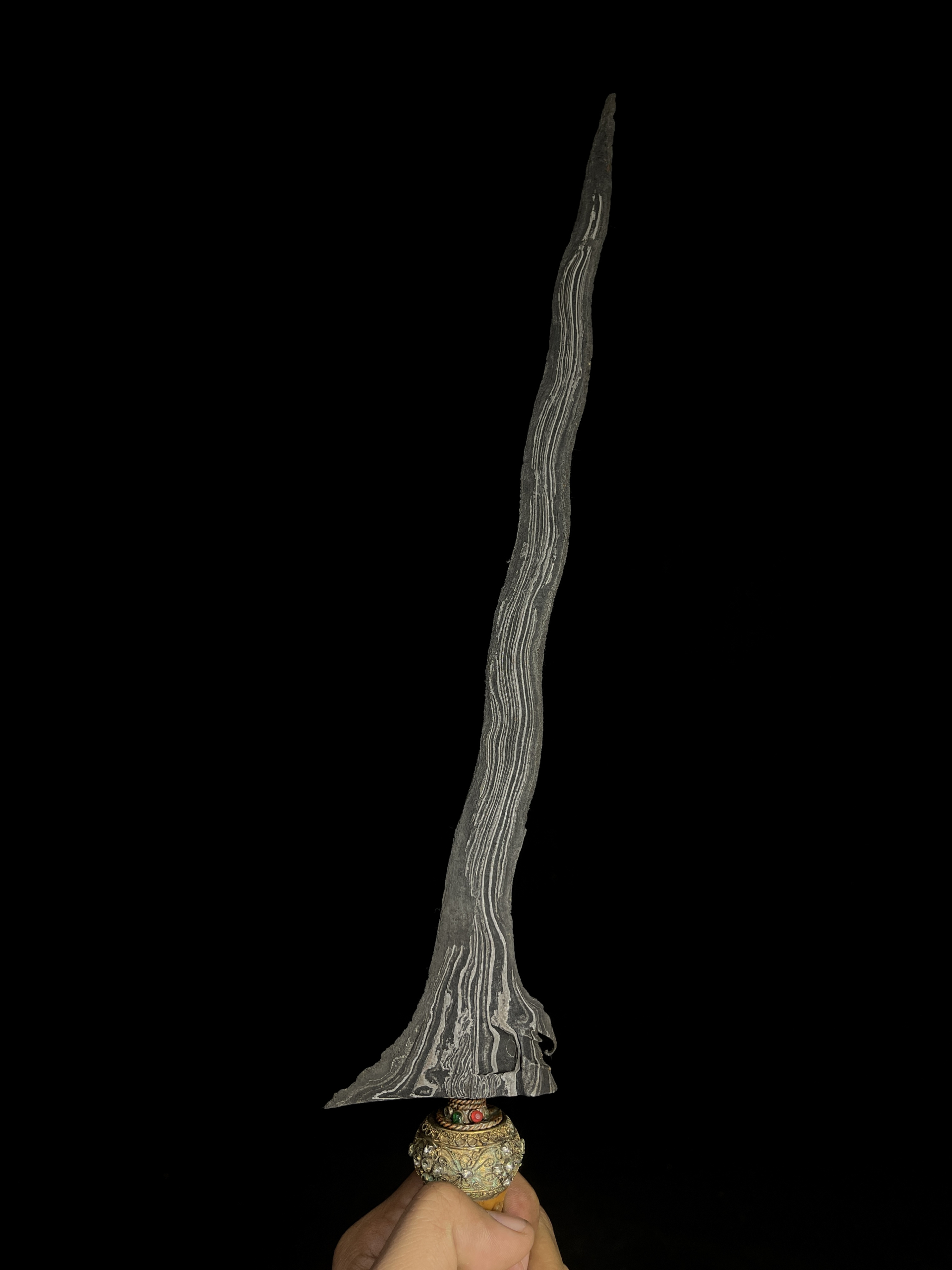 Keris Carang Soka Gonjo Iras Pamor Singkir