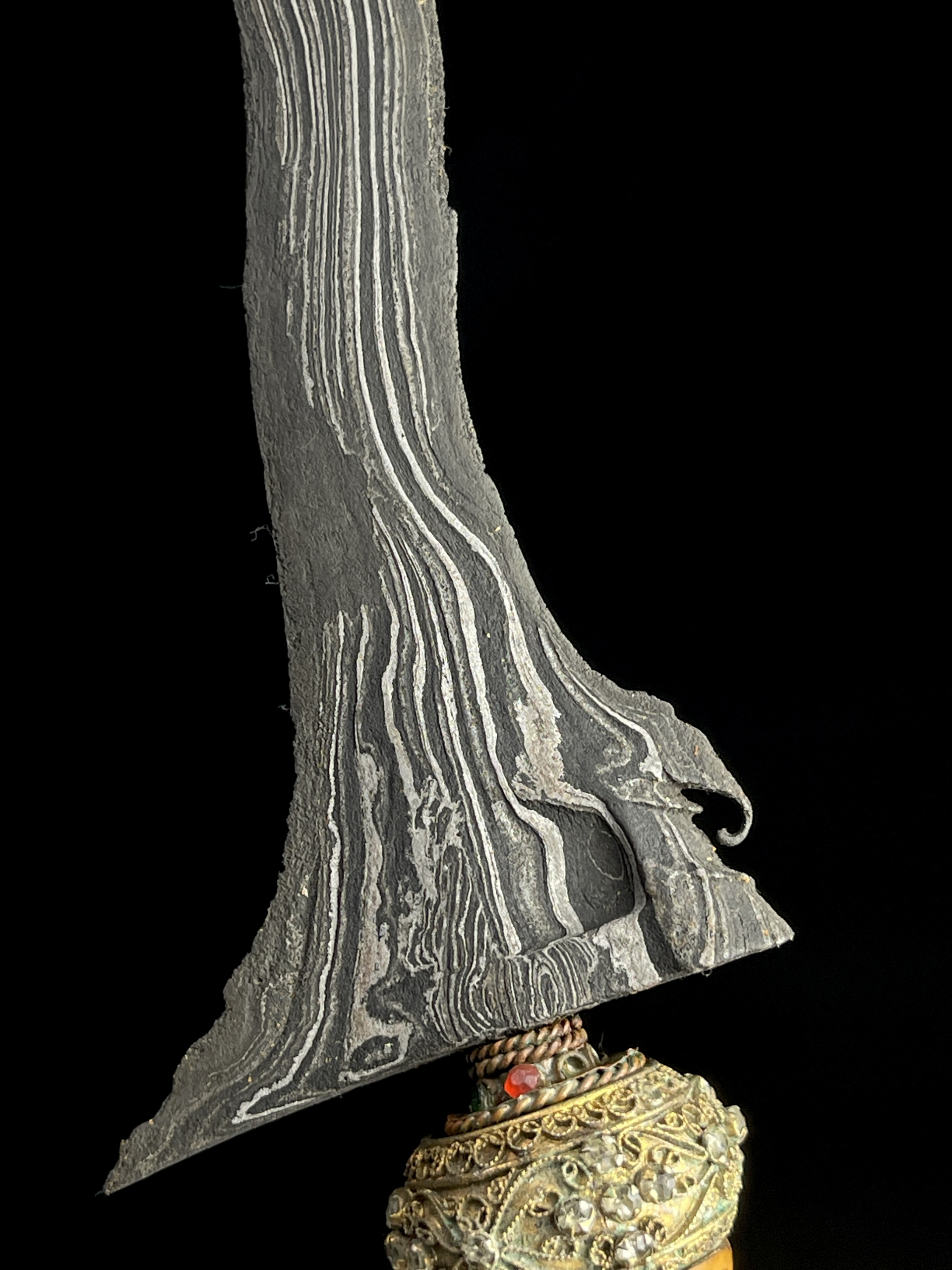 Keris Carang Soka Gonjo Iras Pamor Singkir
