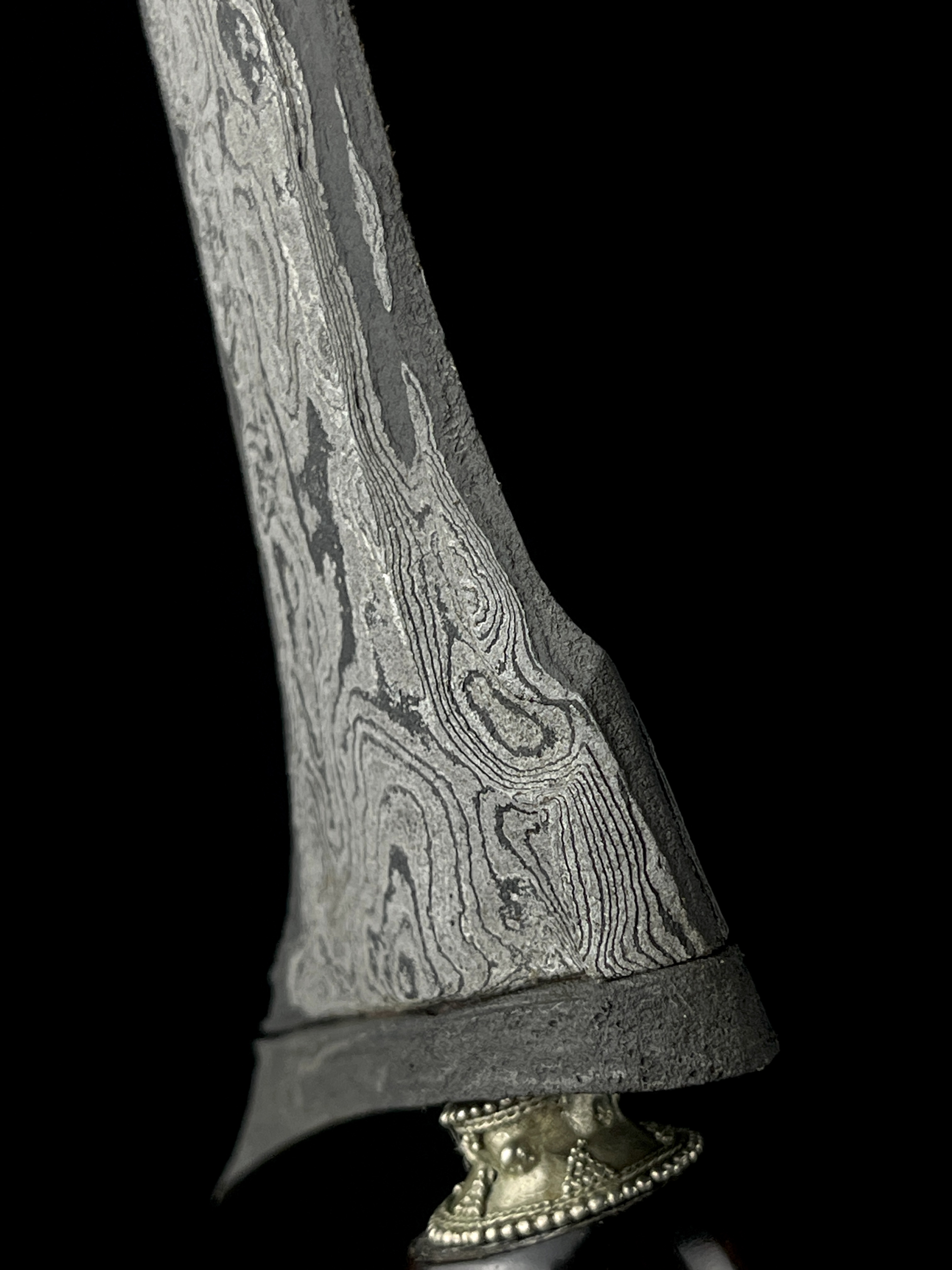 Keris Jalak Tilam Sari Pamor Pedaringan Kebak