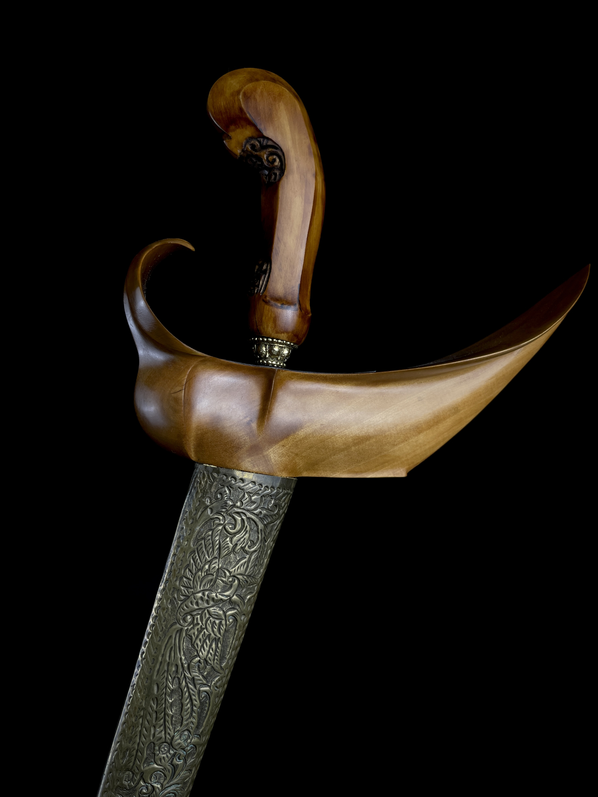 Keris Jalak Sangu Tumpeng Pamor Keleng