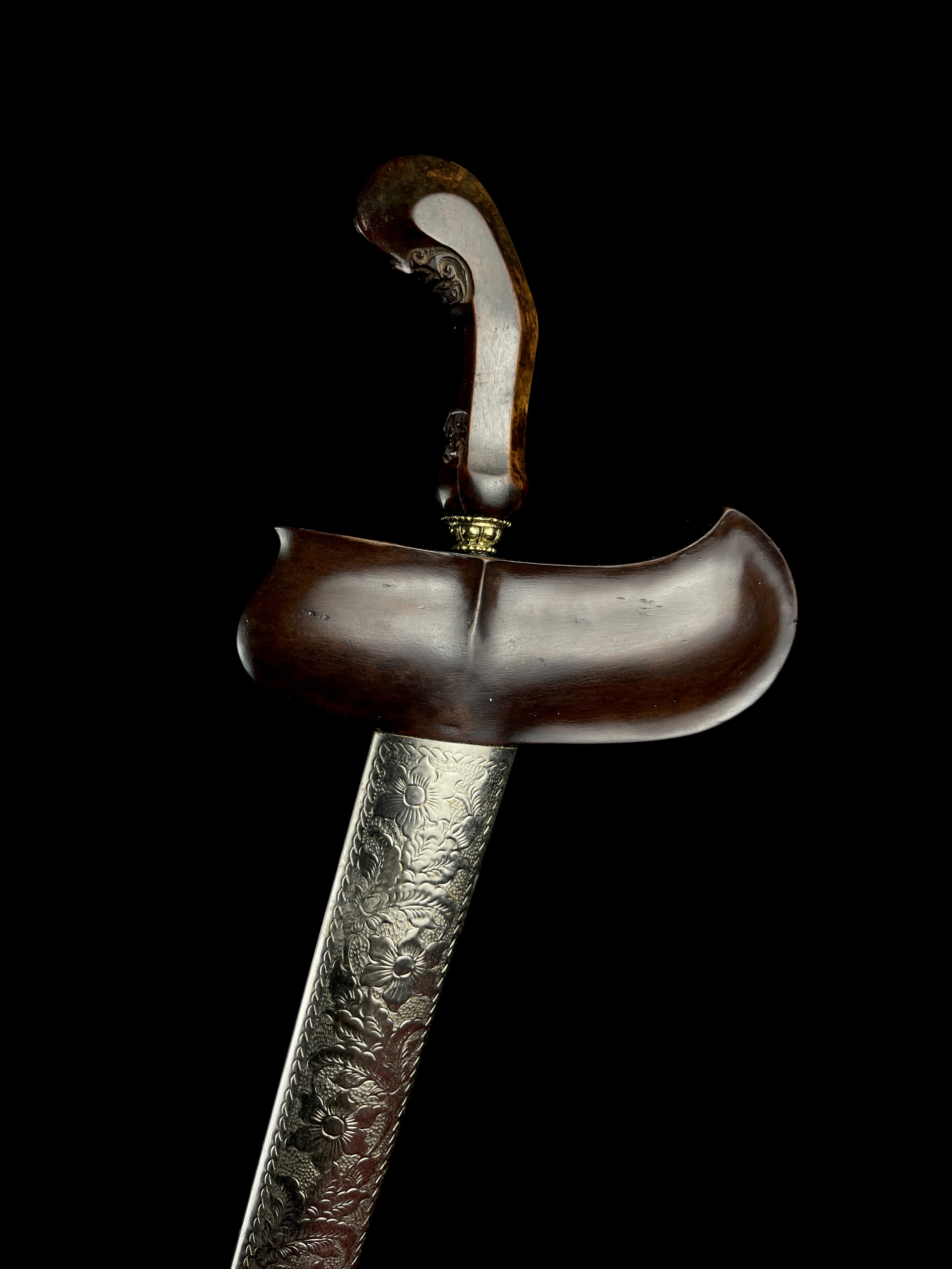 Keris Jalak Sangu Tumpeng Pamor Wos Wutah